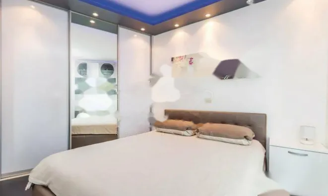 Недвижимость Двухкомнатная квартира в Центре: 7