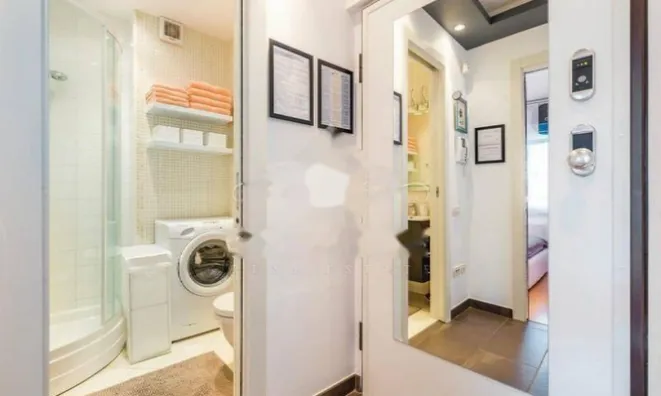 Недвижимость Двухкомнатная квартира в Центре: 14