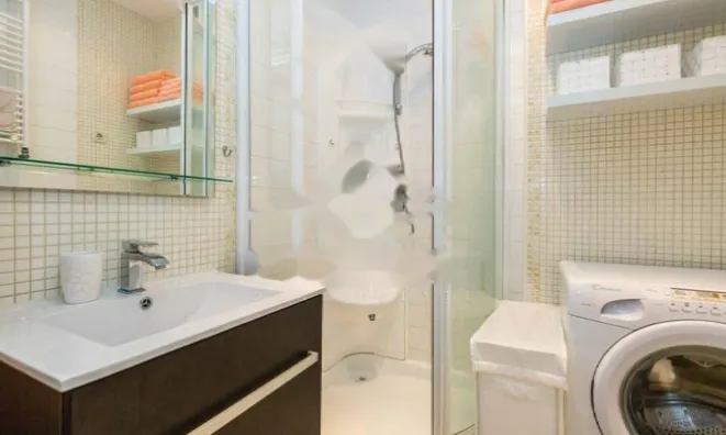 Недвижимость Двухкомнатная квартира в Центре: 16