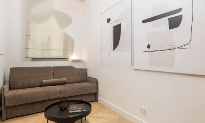 Недвижимость Трехкомнатная квартира в центре Опатии: 12