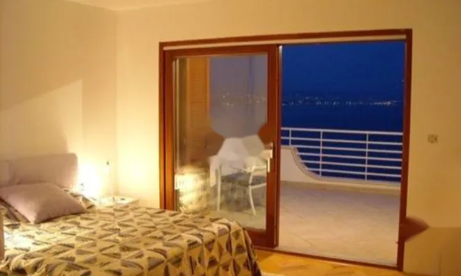 Недвижимость Квартира в центре Опатии: 12