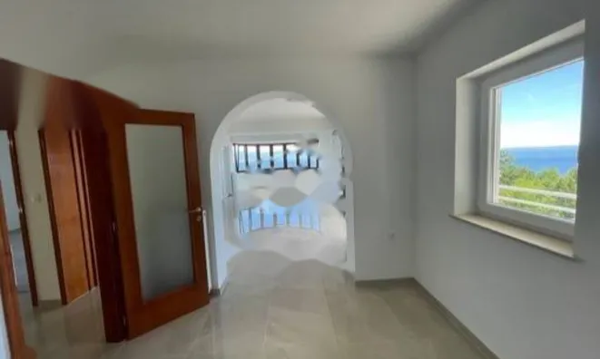 Недвижимость Квартира в центре Опатии: 17