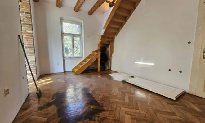 Недвижимость Трёхкомнатная квартира в Центре: 3