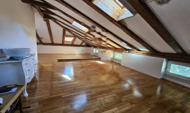 Недвижимость Трёхкомнатная квартира в Центре: 9