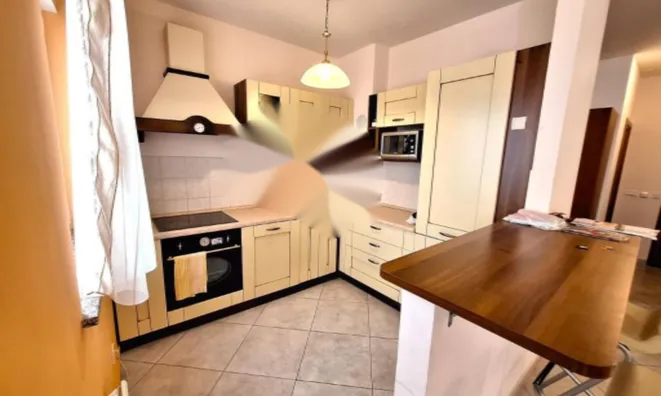 Недвижимость Трёхкомнатная квартира в центре Опатии: 4