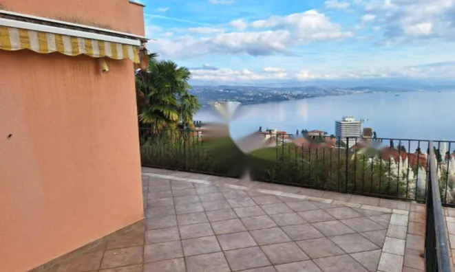 Недвижимость Трёхкомнатная квартира в центре Опатии: 14