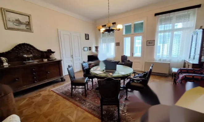 Недвижимость Четырехкомнатная квартира в центре Опатии: 1