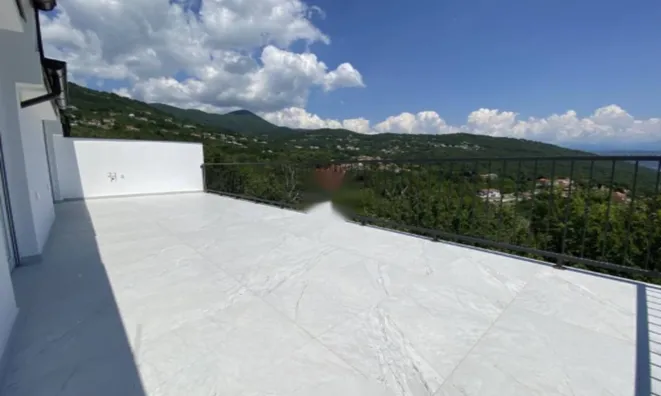 Недвижимость Трёхкомнатная квартира Обрић: 5