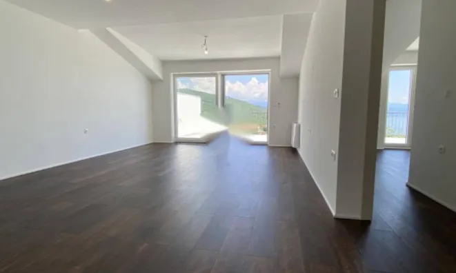 Недвижимость Трёхкомнатная квартира Обрић: 7