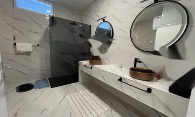 Недвижимость Четырехкомнатная квартира Центр: 12