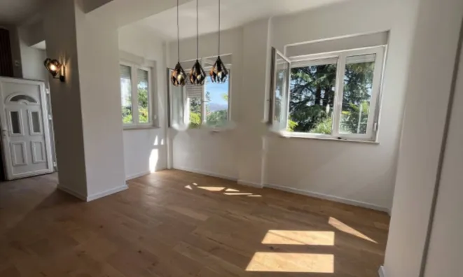 Недвижимость Четырехкомнатная квартира Центр: 24