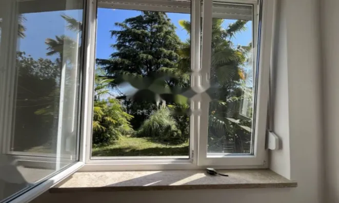 Недвижимость Четырехкомнатная квартира Центр: 27