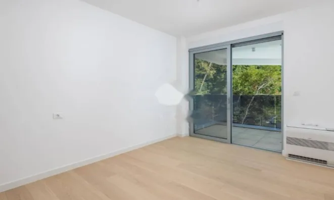 Недвижимость Трёхкомнатная квартира в Опатии: 13