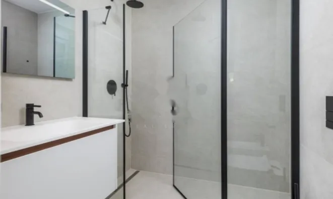 Недвижимость Трёхкомнатная квартира в Опатии: 26