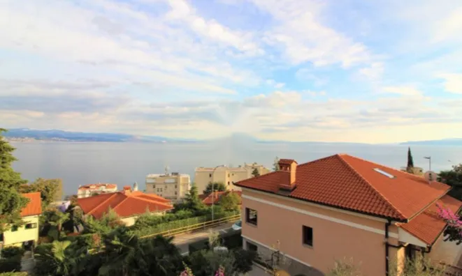 Недвижимость Четырехкомнатная квартира в центре Опатии: 3