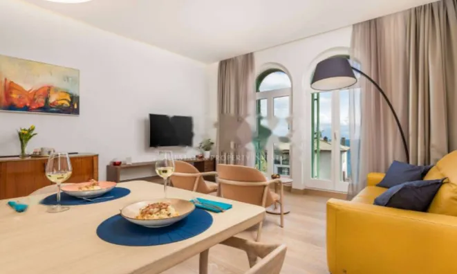 Недвижимость Трехкомнатная квартира в центре Опатии: 9