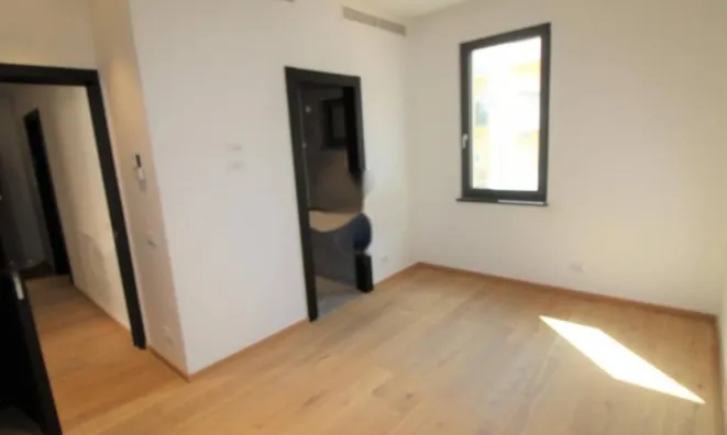 Недвижимость Трехкомнатная квартира в центре Опатии: 4