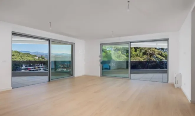 Недвижимость Квартира Опатия Центр: 31