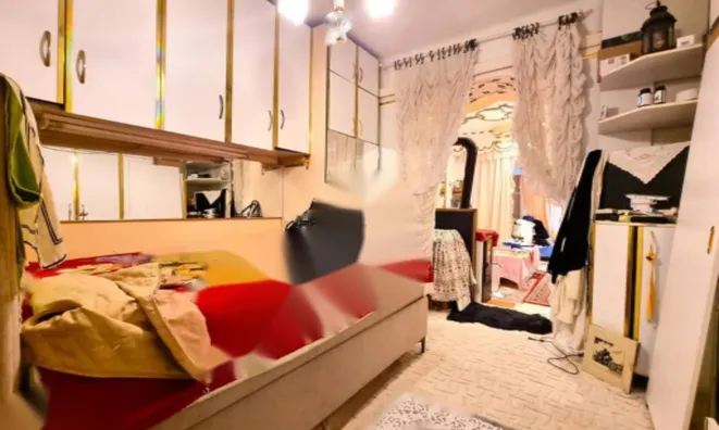 Недвижимость Трехкомнатная квартира Центр: 9