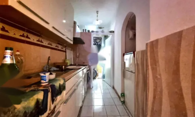 Недвижимость Трехкомнатная квартира Центр: 11