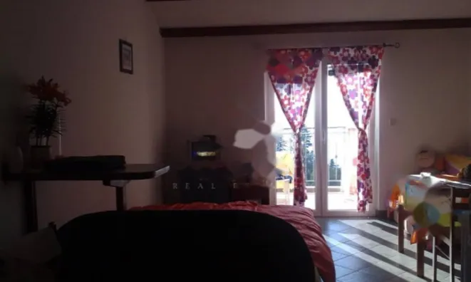 Недвижимость Дома для семьи в Ичичи: 28