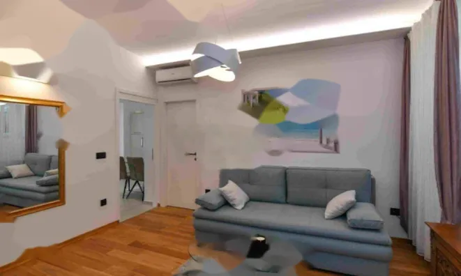 Недвижимость Двухкомнатная квартира в центре Опатии: 1