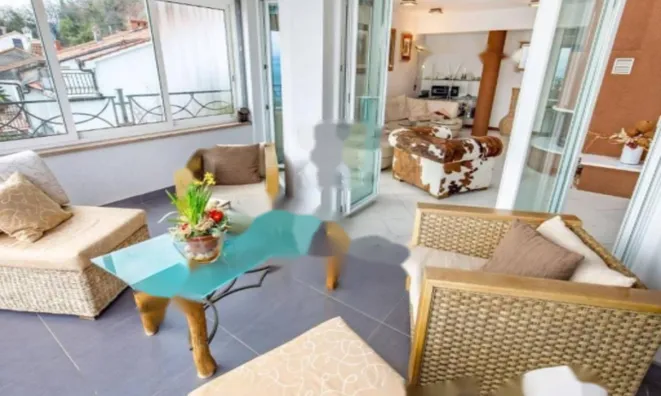 Недвижимость Четырехкомнатная квартира в центре Опатии: 8