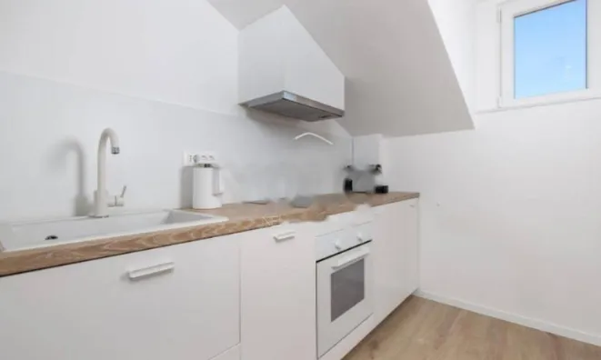 Недвижимость Трёхкомнатная квартира Центр: 6