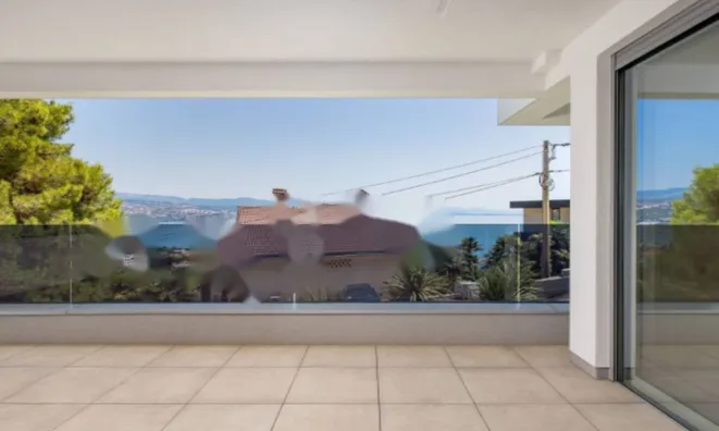 Недвижимость Трёхкомнатная квартира в центре Опатии: 3