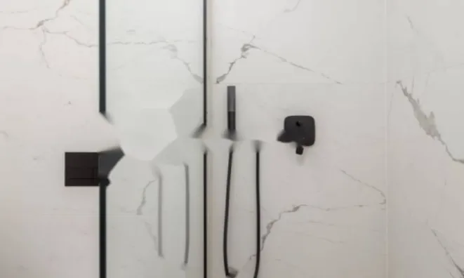 Недвижимость Трехкомнатная квартира Центр: 19