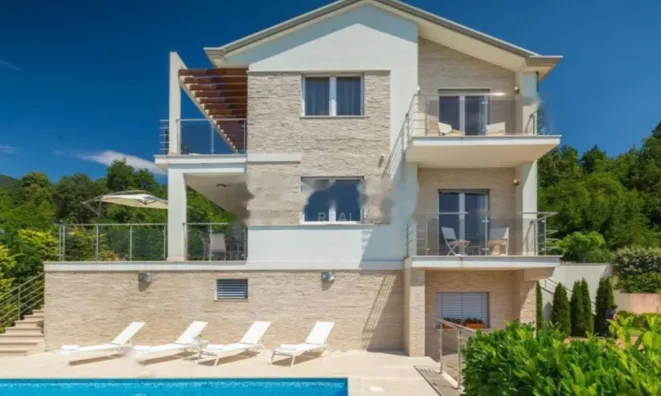 Недвижимость Семейный дом Поляне Опатия: 30