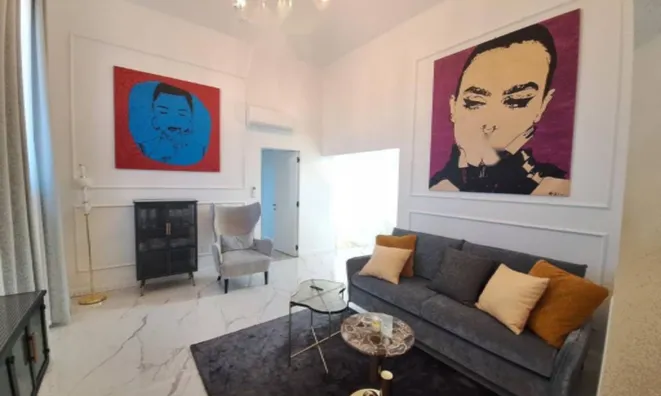 Недвижимость Трёхкомнатная квартира в Добрече: 1