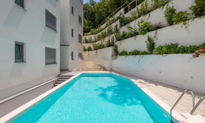 Недвижимость Трёхкомнатная квартира в центре: 6