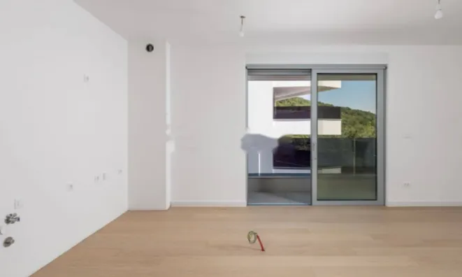 Недвижимость Трёхкомнатная квартира в центре: 21