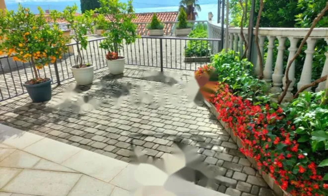 Недвижимость Двухкомнатная квартира Ика: 6