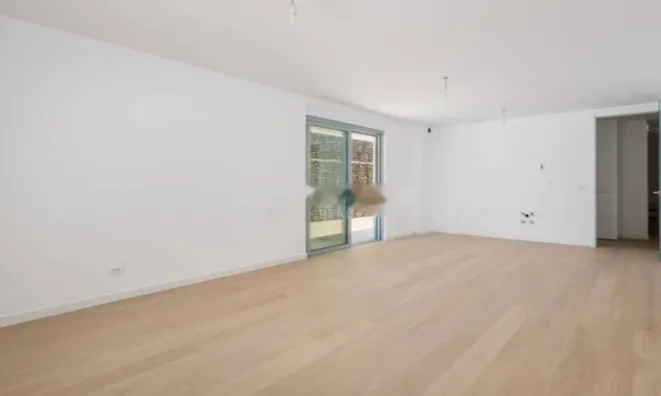 Недвижимость Трехкомнатная квартира в Центре: 21