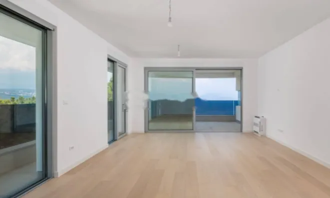 Недвижимость Трехкомнатная квартира Опатия: 8