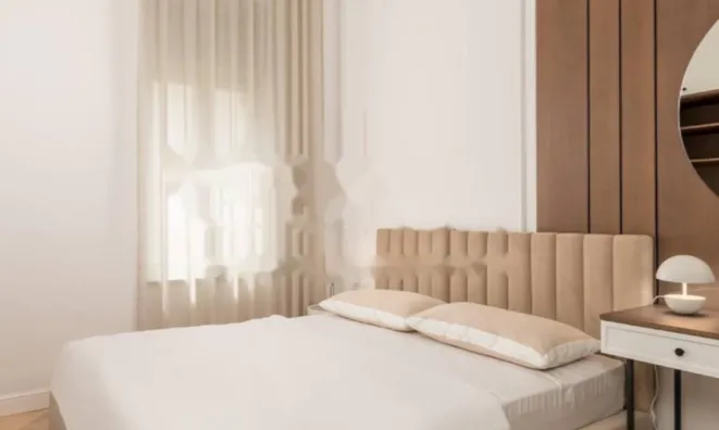 Недвижимость Двухкомнатная квартира в Центре: 5