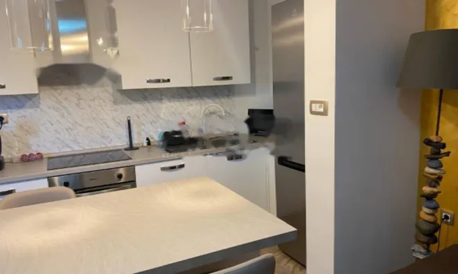 Недвижимость Двухкомнатная квартира Центр: 3