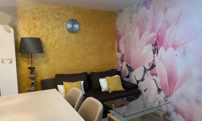 Недвижимость Двухкомнатная квартира Центр: 5