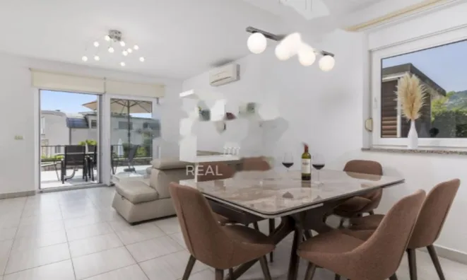 Недвижимость Трёхкомнатная квартира, Ичичи: 11