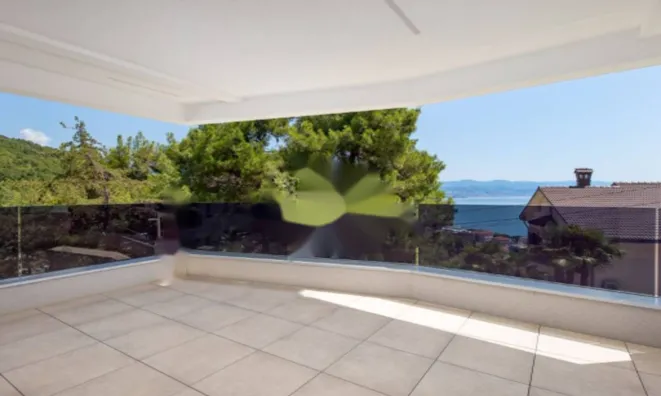 Недвижимость Трехкомнатная квартира Центр: 9