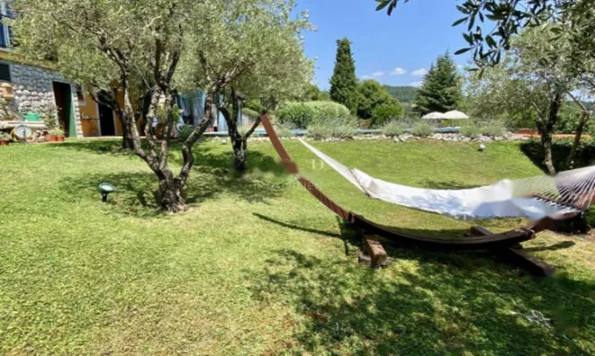 Недвижимость Семейный дом Поляне: 12