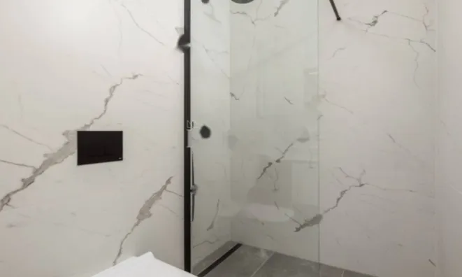 Недвижимость Трёхкомнатная квартира в центре: 11