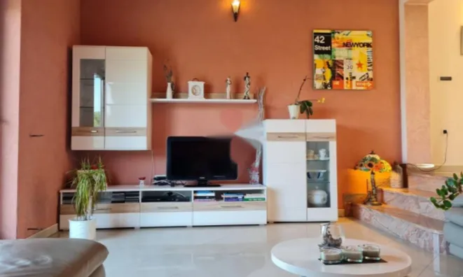 Недвижимость Семейный дом Вепринац: 4