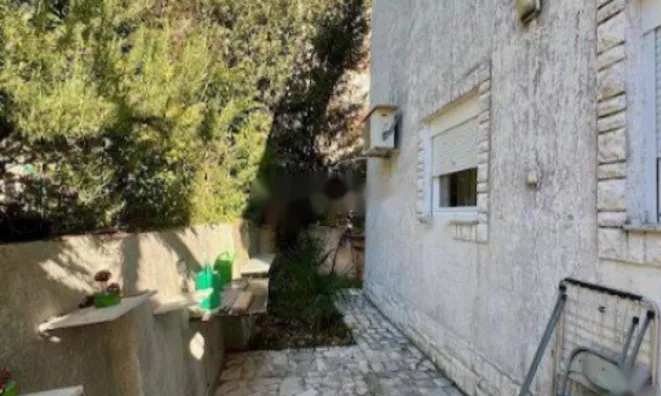 Недвижимость Двухкомнатная квартира Ика: 19