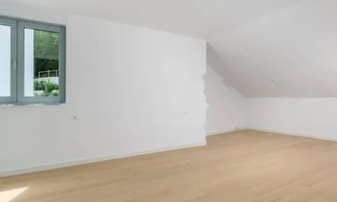 Недвижимость Трёхкомнатная квартира в Опатии: 16