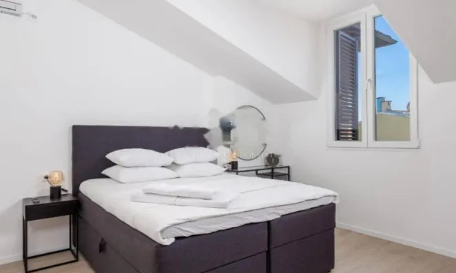 Недвижимость Трехкомнатная квартира в центре Опатии: 10