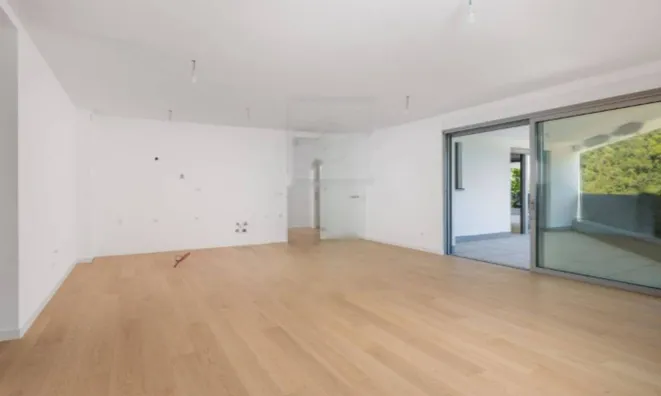 Недвижимость Квартира Опатия Центр: 16