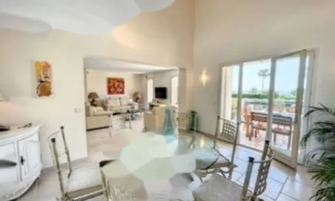 Недвижимость Maison Cannes Croix des Gardes: 2